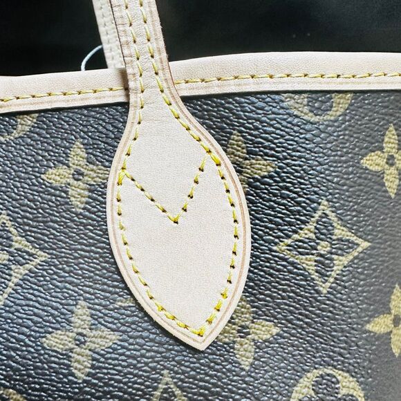 Brand New Louis Vuitton Neverfull GM Beige Interior - Picture 3 of 16